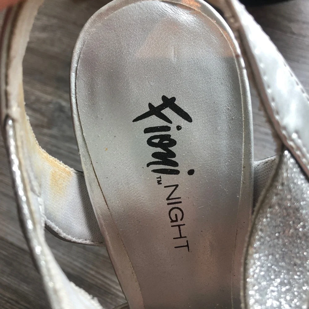 Fioni Night Silver Glitter Heels